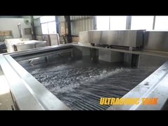 リフティングシステム付きの超音波クリーナー